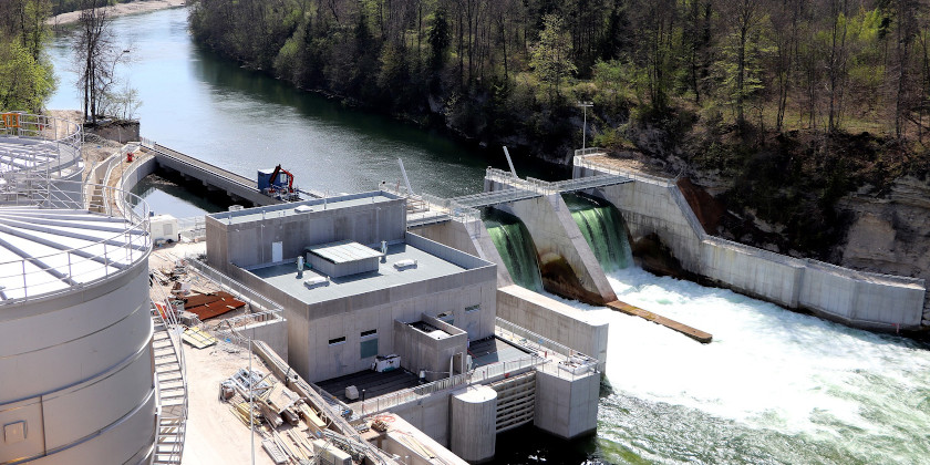 Bild_wide_Sustainable_Entrepreneur_Wasserkraftwerk